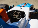 Pilotem formule na letišti