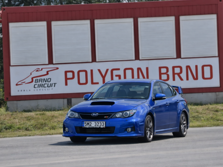 Zážitek v Subaru na uzavřeném polygonu