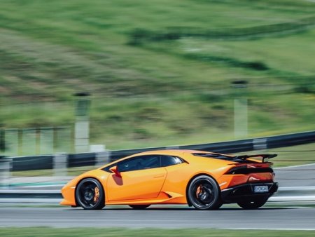 Autodrom Brno v Lamborrghini